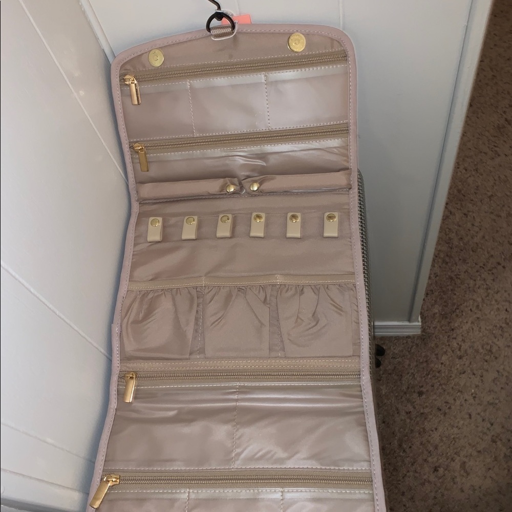 Bagsmart large travel hanging jewelry organizer